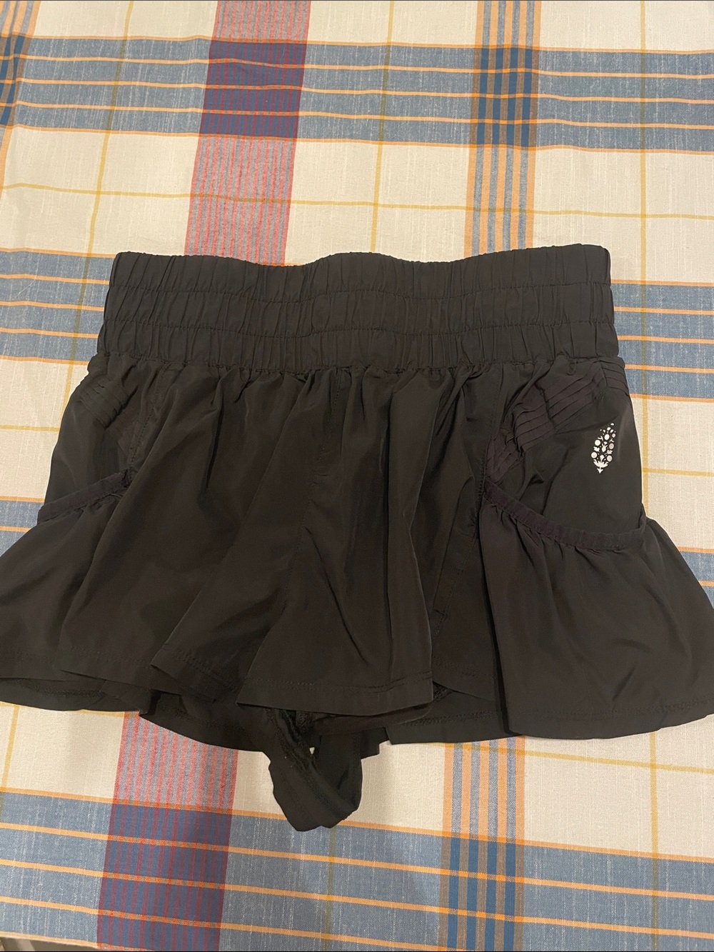 FP Movement women’s black get your flirt on shorts in size XS